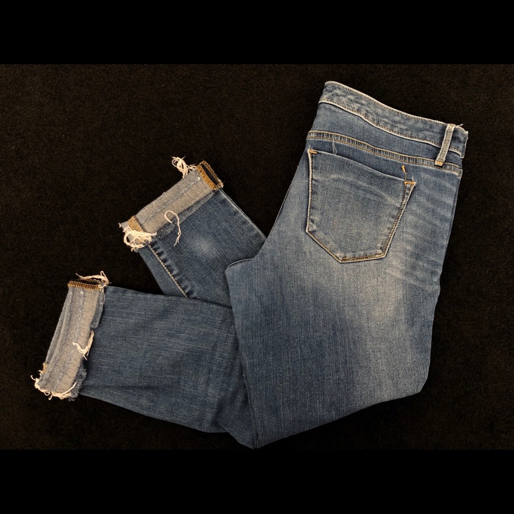 Mossimo Torn Crop Jeans